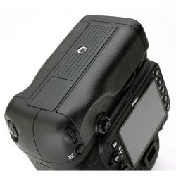 Precision BG-N10 Battery Grip for Nikon D600 & D610