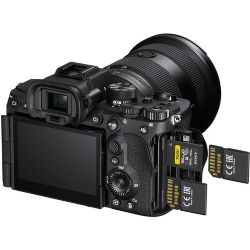 Sony a7 V Mirrorless Camera with 28-70mm II Lens